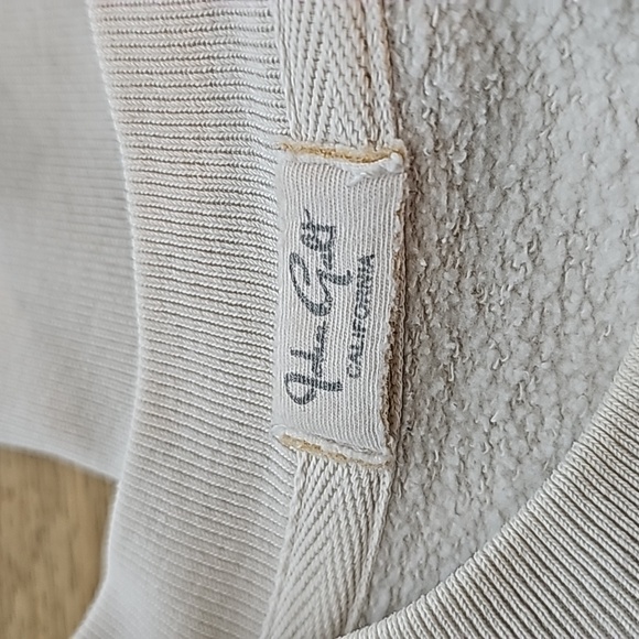 Brandy Melville Sweatshirt - Picture 2 of 3